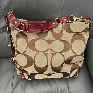 Coach vintage canvas shoulder bag